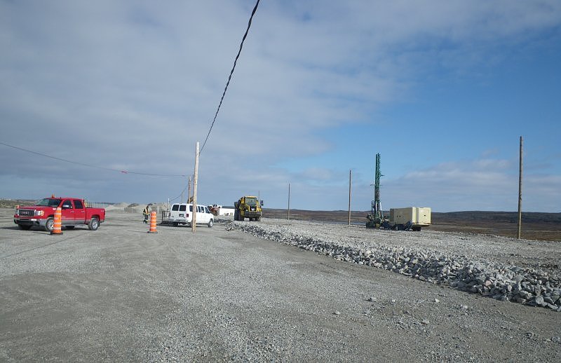 Agrandissement et réaménagement de l’aire de trafic et du socle pour les bâtiments et travaux divers — Photo 6 sur 7